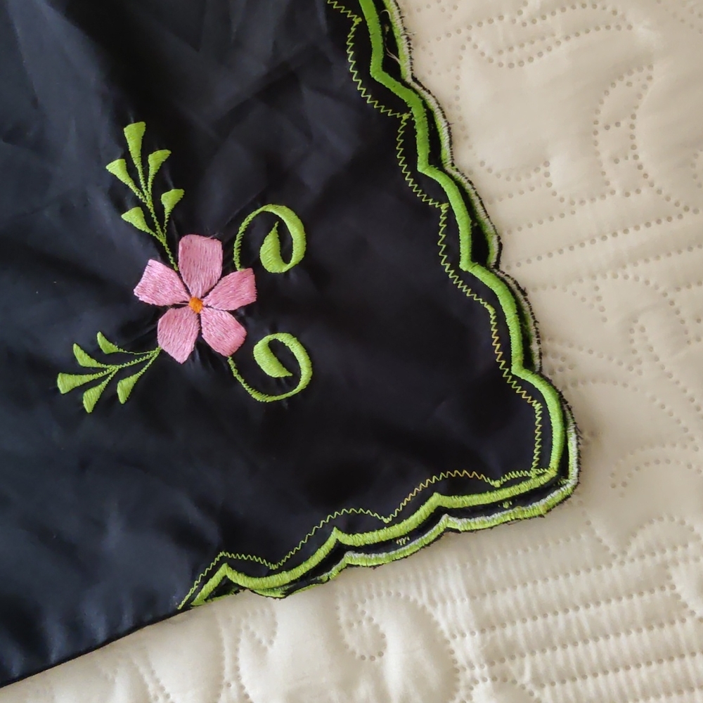 Embroidered Top - Picture 5 of 5